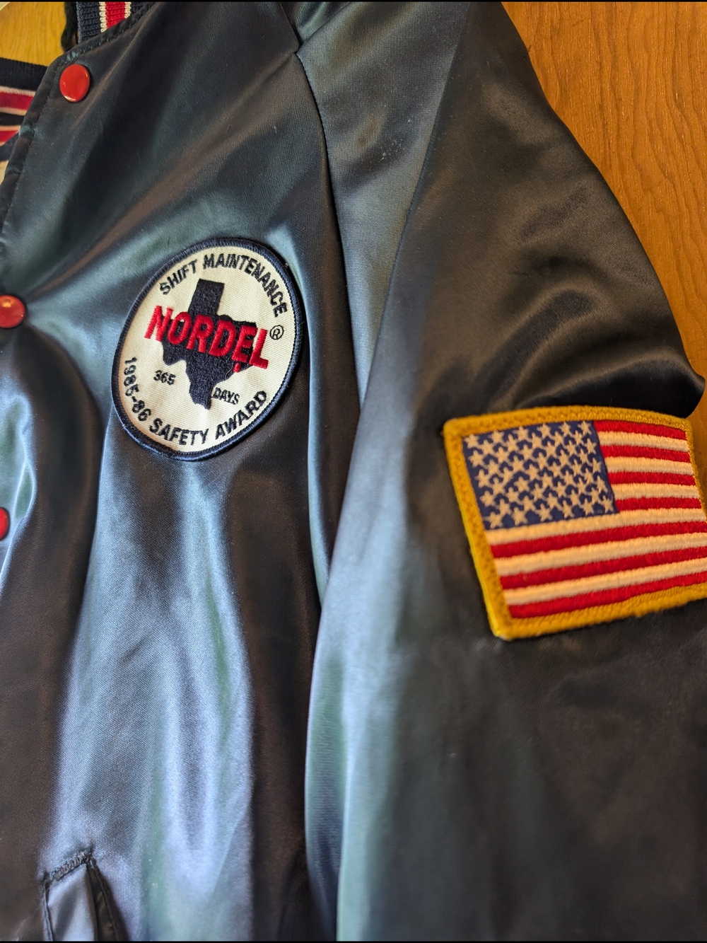 vintage 80's blue bomber Style Windbreaker jacket W/Smith & Wesson Patch Large - Picture 2 of 6